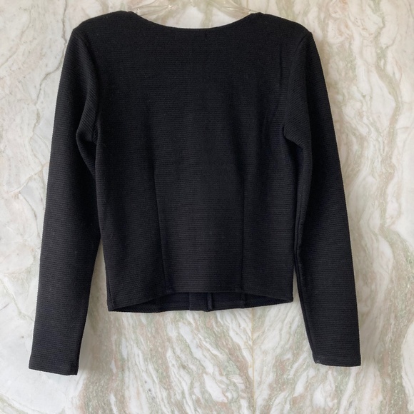 Sweater - Picture 4 of 6